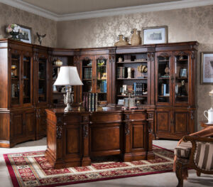 PRESIDENTIAL STUDY DESK - Classic Chesterfield